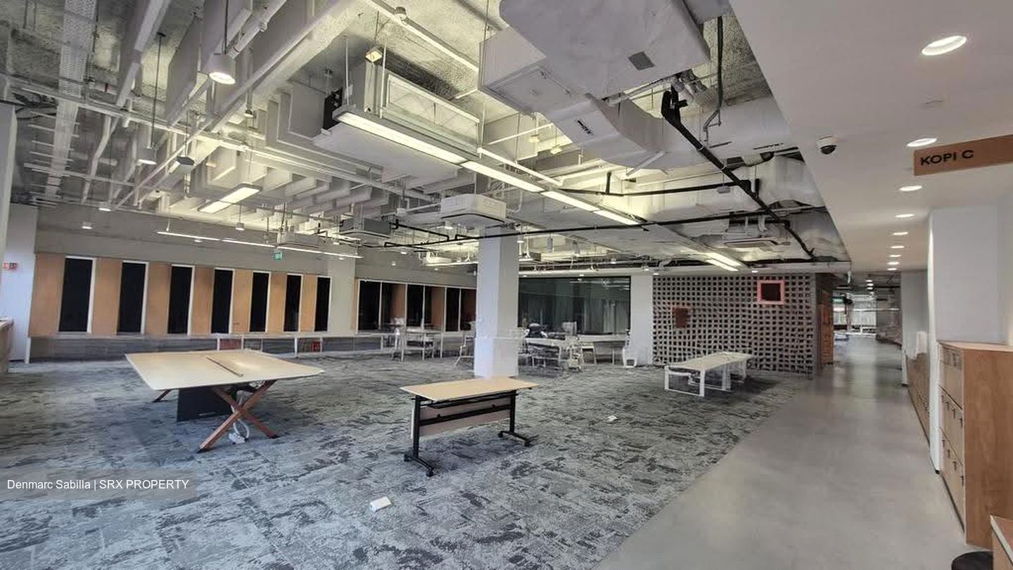 Dapenso Building (D1), Office #634122531